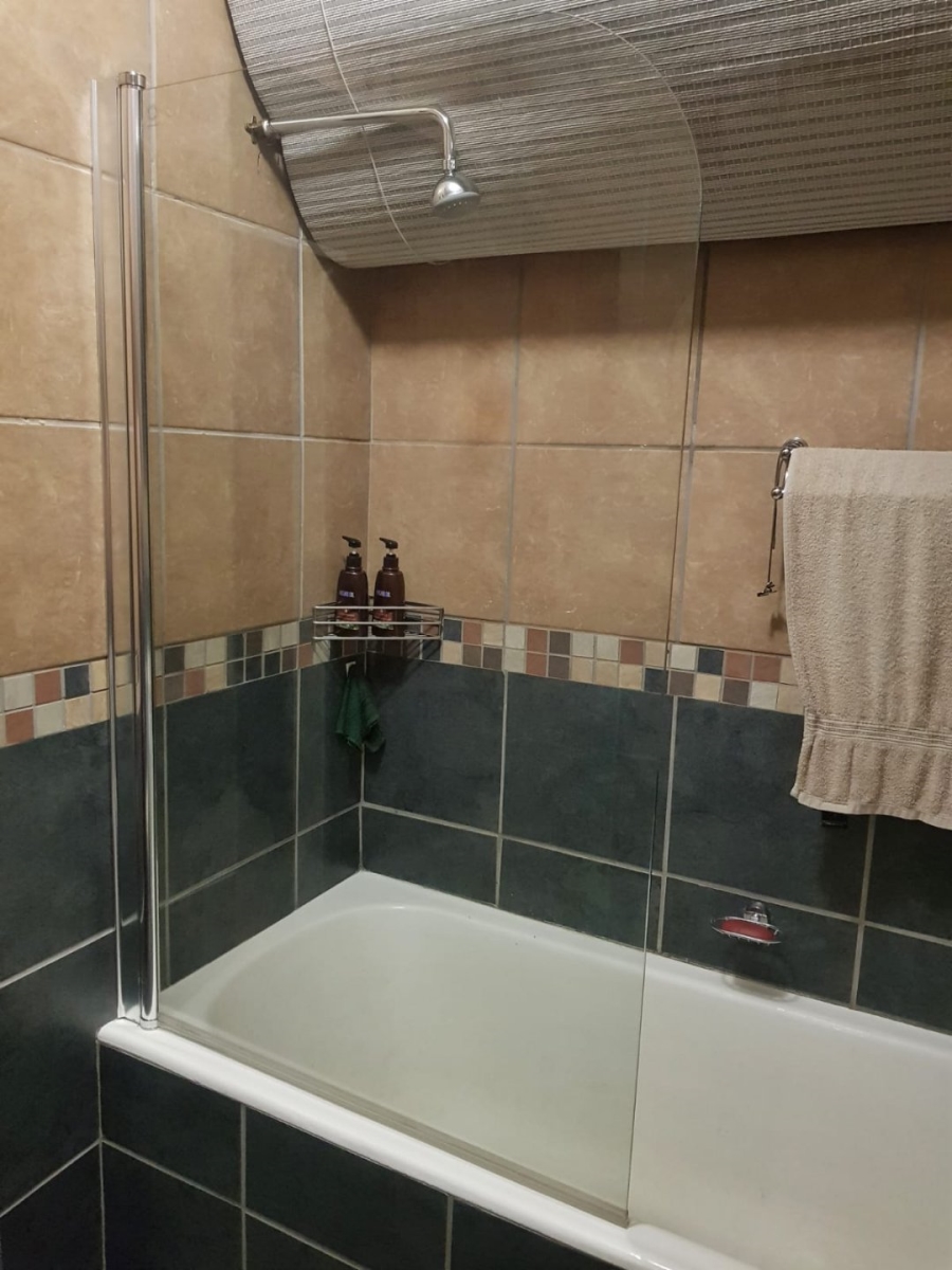 2 Bedroom Property for Sale in Wilgehof Free State